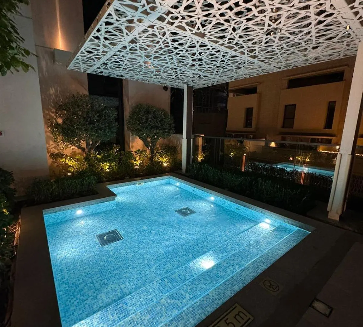 Luxury 1Br Burj Khalifa View Walk To Dubai Mal Lägenhet