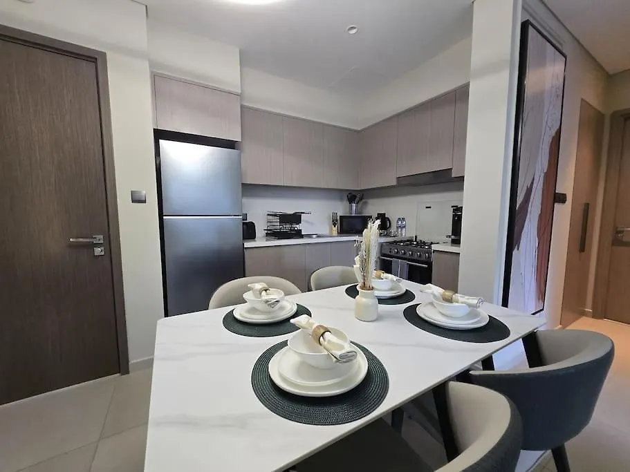 Luxury 1Br Burj Khalifa View Walk To Dubai Mal Apartment 0*,  United Arab Emirates
